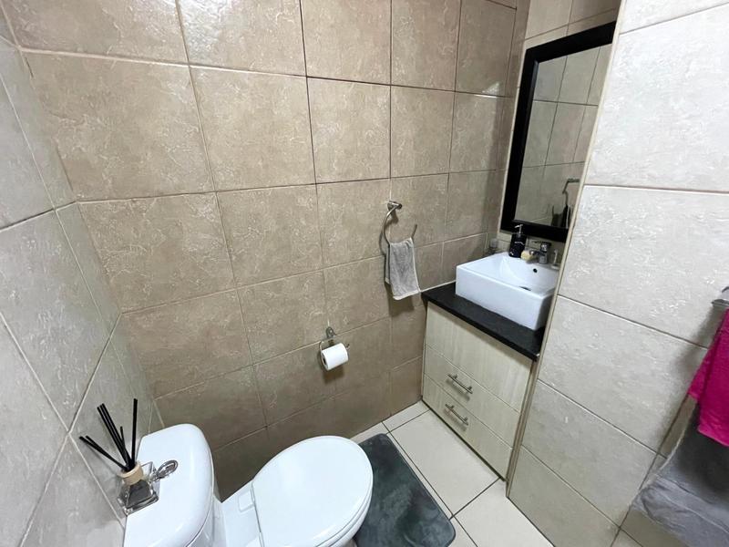 To Let 2 Bedroom Property for Rent in Die Bult North West